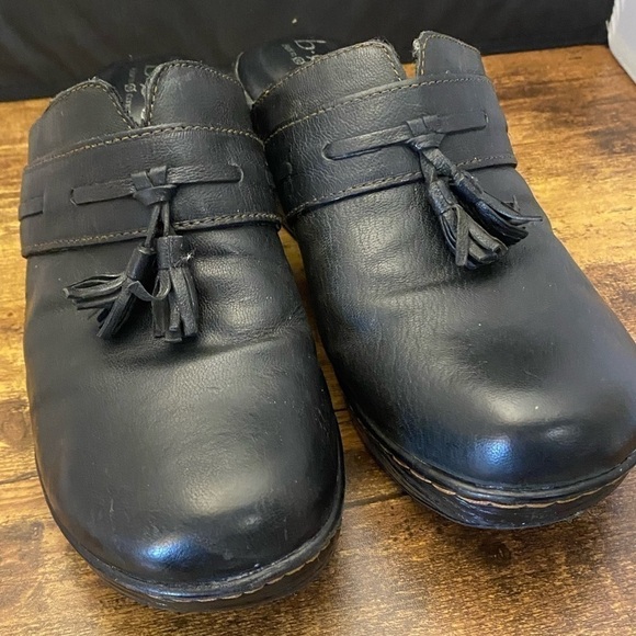 4 for $20 SALE! B.o.c Elsbury Leather Tassel Clogs, Black, Size 10M - Picture 3 of 13